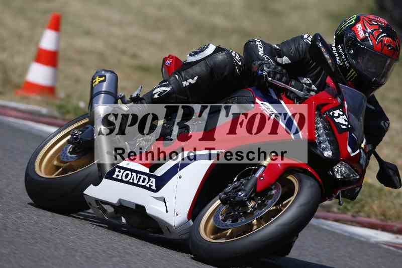 Archiv-2023/28 05.06.2023 Moto Club Anneau du Rhin/blanc-novice/32
